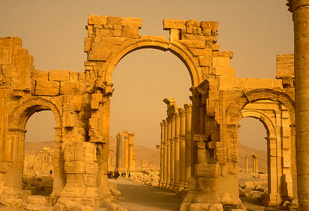 istock SYRIA PALMYRA ROMAN RUINS 481235978