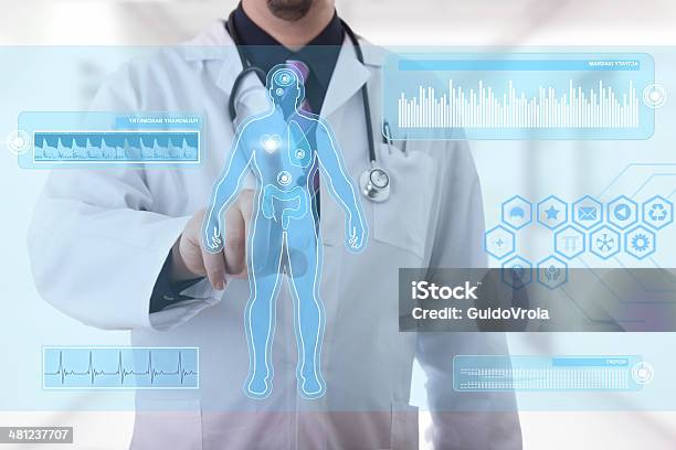 Medizinischer Touchscreen Stockfoto und mehr Bilder von Gesundheitswesen und Medizin - Gesundheitswesen und Medizin, Hologramm, Ärztliche Untersuchung