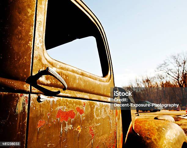 Vecchio Camion Della Maniglia Della Portiera - Fotografie stock e altre immagini di Abbandonato - Abbandonato, Abitacolo, Antico - Vecchio stile