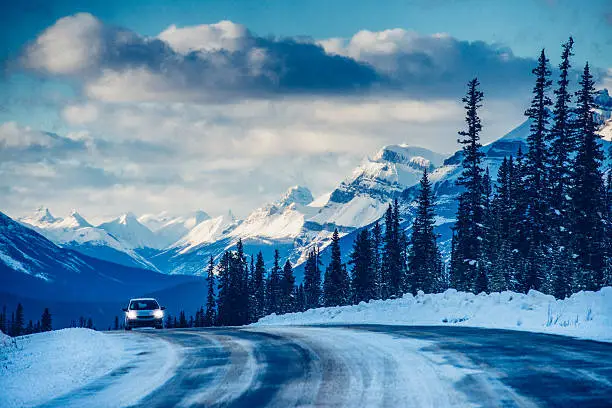 Winter Roadtrip on Icefields Parkway in Banff National Park in Canada
