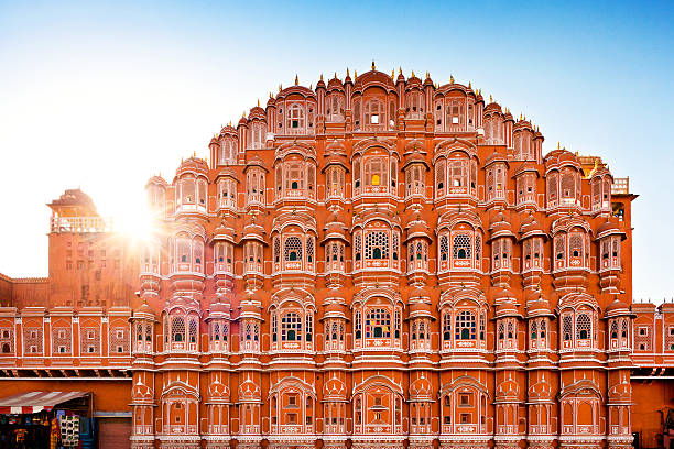 hawa mahal (palais des vents) jaipur, en inde - hawa photos et images de collection