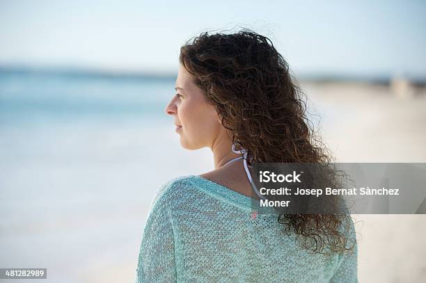 Na Praia - Fotografias de stock e mais imagens de 16-17 Anos - 16-17 Anos, 18-19 Anos, Adolescente