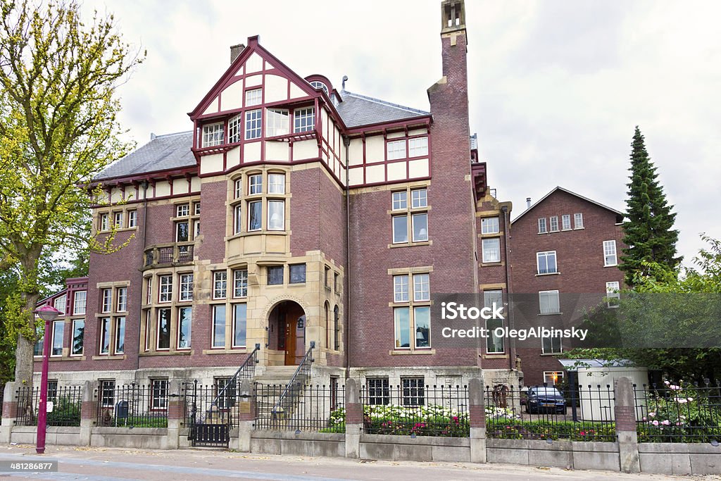 House in the borough Amsterdam South. House in the borough Amsterdam South, next to the Museum Square (Museumplein), Netherlands. Istockneed@istockneed Mar 7. Amsterdam Stock Photo