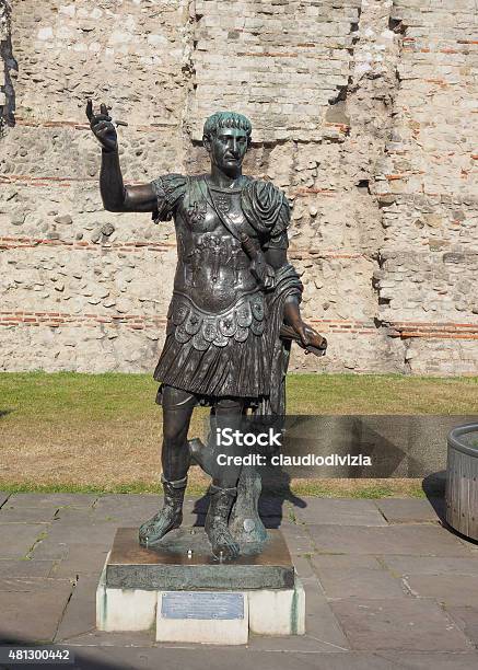 Trajan Statue In London Stock Photo - Download Image Now - 2015, Ancient, Architecture