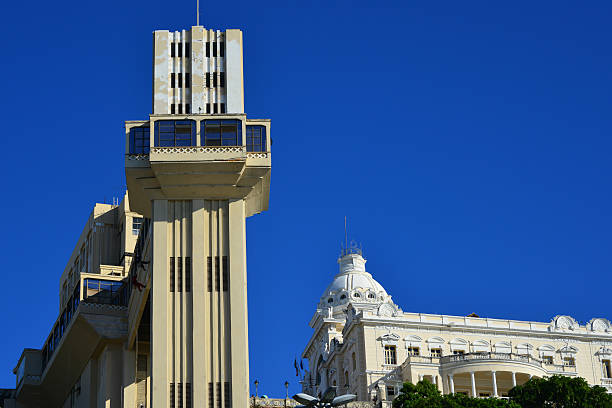 salvador, bahia-elevador lacerda - southern europe public transportation international landmark local landmark foto e immagini stock