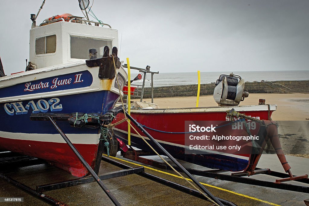 Imbarcazioni da pesca di lavoro - Foto stock royalty-free di Ambientazione esterna