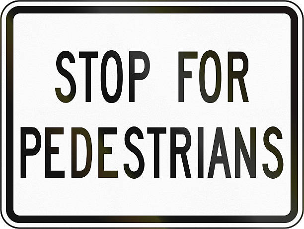 istock Stop For Pedestrians In Canada 481332704