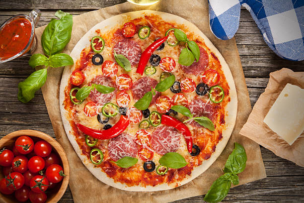 istock Delicious home made pizza 481332718