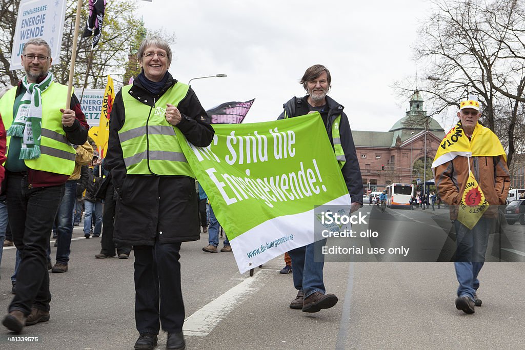 Energiewende retten.  Demonstration in Wiesbaden, Deutschland - Lizenzfrei Anti-Atomkraft-Demonstration Stock-Foto