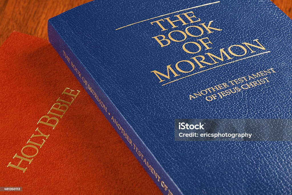 モルモン書および聖書 - カトリックのロイヤリティフリーストックフォト