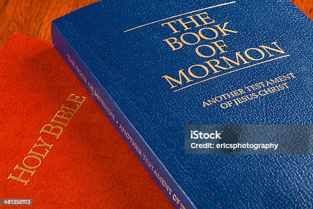 Foto de Book Of Mormon E A Bíblia e mais fotos de stock de Bíblia - Bíblia, Catolicismo, Cristianismo