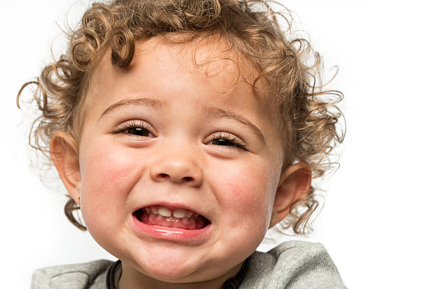 istock Smiling little girl 481381397