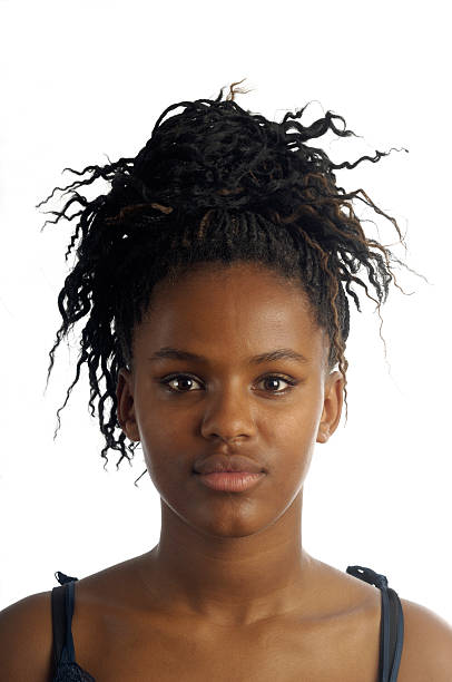 yung ブラックの女性のポートレート - serious women human face teenager ストックフォトと画像