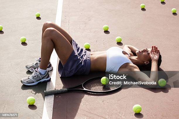 Agotado Jugador De Tenis Foto de stock y más banco de imágenes de Tenis - Tenis, Africano-americano, Afrodescendiente