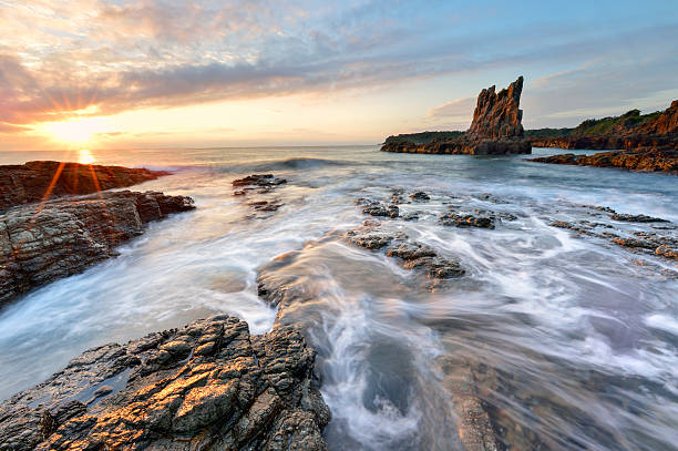 istock Surise - Cathedral Rock Sydney 481528327
