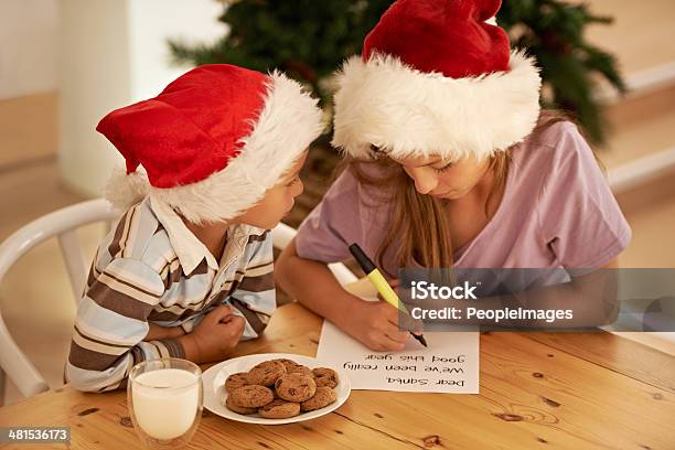 Lieber Weihnachtsmann Stockfoto und mehr Bilder von Weihnachtsmann - Weihnachtsmann, Brief - Dokument, Keks