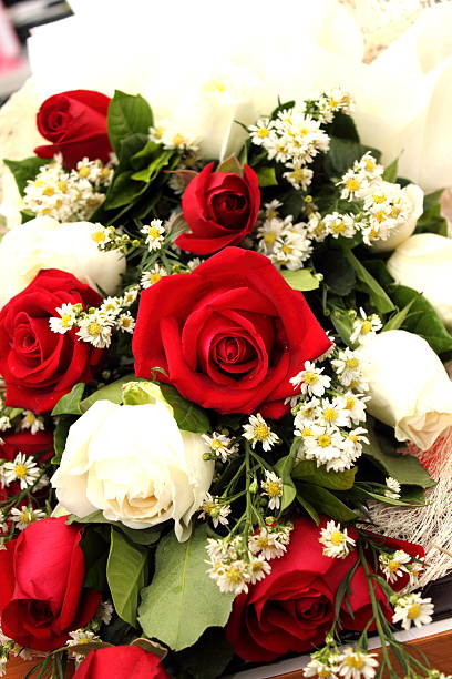 istock Bouquet of roses 481558173