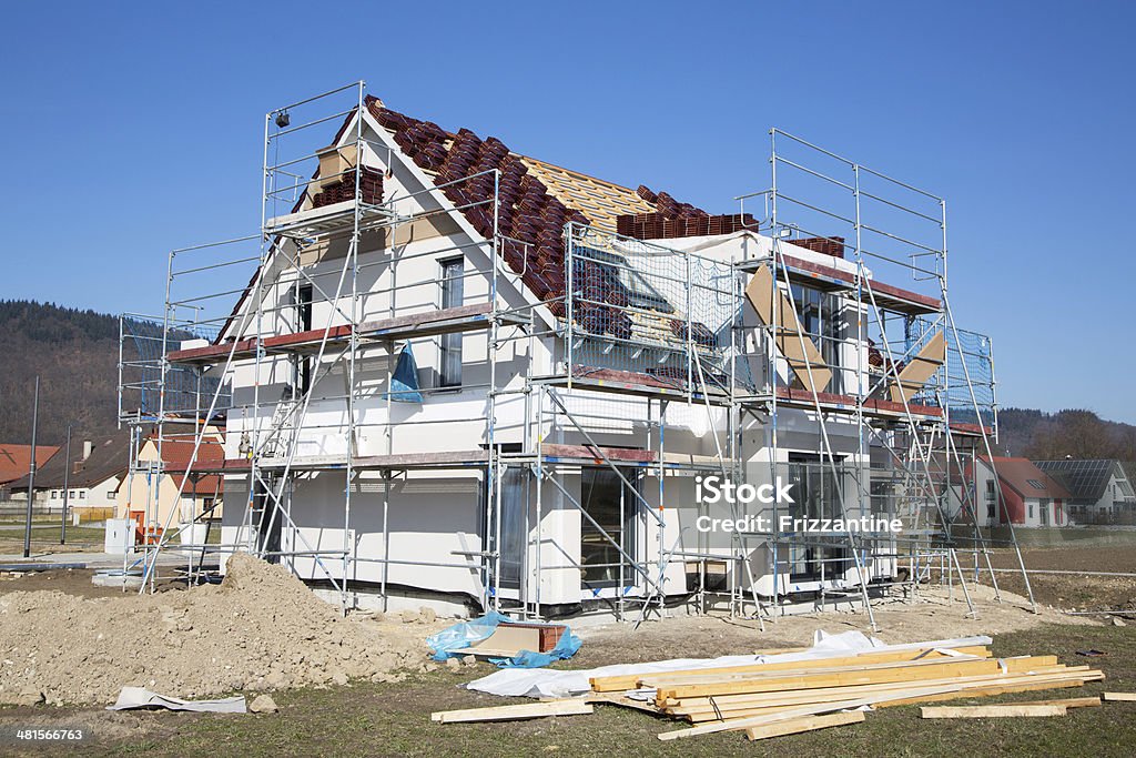 Bau einer neuen prefabricated house aus Stein und Holz. - Lizenzfrei Baustelle Stock-Foto