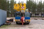 lifting-crane.jpg?b=1&s=170x170&k=20&c=N