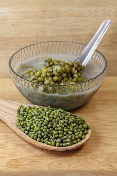 istock Raw Mung Bean and Mung Bean Sweet Soup,Dessert 481604242