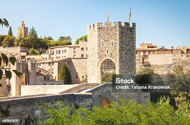 Besalu カタロニアスペイン - ジローナ県のストックフォトや画像を多数ご用意 - ジローナ県, アーチ橋, カタルーニャ州