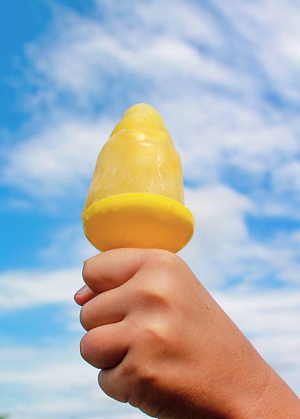 istock Yellow homemade ice lolly 481652578