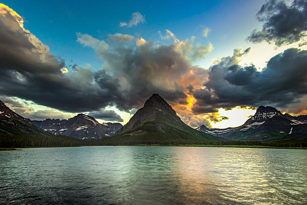 istock Glacier National Park Sunset 481653138
