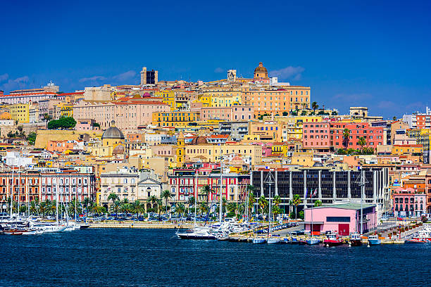 cagliari panorama - cagliari zdjęcia i obrazy z banku zdjęć