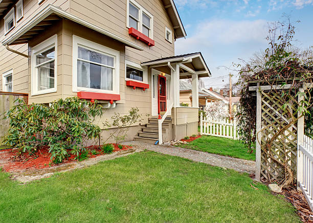 istock Perfect vintage home with white fence. 481674896