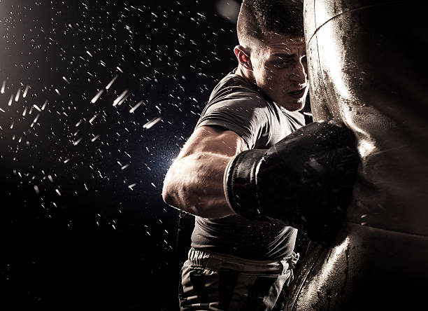 potência de boxe - boxing combative sport defending protection imagens e fotografias de stock