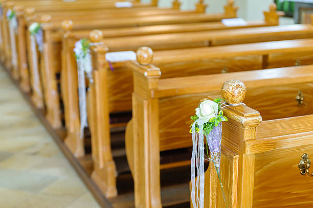 istock Wooden church bench with decoration 481695521