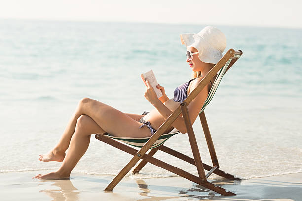 istock beautiful blonde woman on a sunny day 481705304