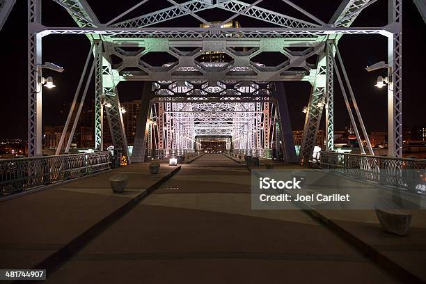 Shelby Most Alei W Nocynashville Tennessee - zdjęcia stockowe i więcej obrazów Most kratownicowy - Most kratownicowy, Architektura, Bez ludzi