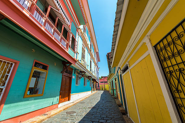 istock Guayaquil Street View 481764398