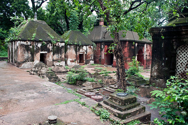 istock Surroundings of Mahabodhi temple 481777989