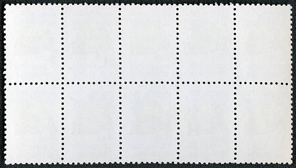 leere briefmarke block souvenir-blatt auf einem schwarzen hintergrund - unstuck stock-fotos und bilder