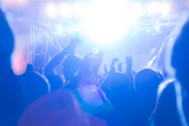 istock Sea of hands 481790030
