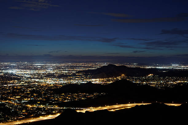 istock View of Phoenix, Arizona after sunset 481808418