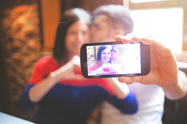 istock Couple flirting at cafe 481826044
