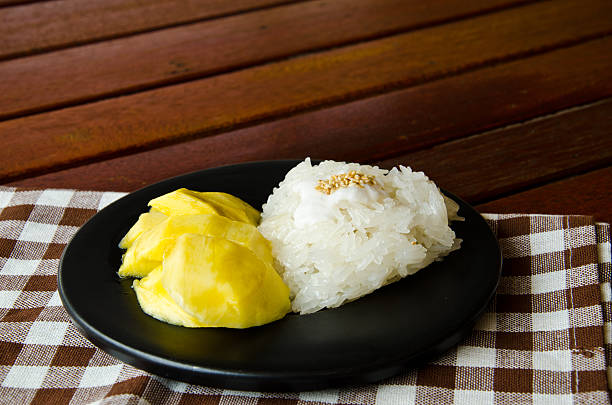 Dessert sucré riz gluant à la mangue - Photo