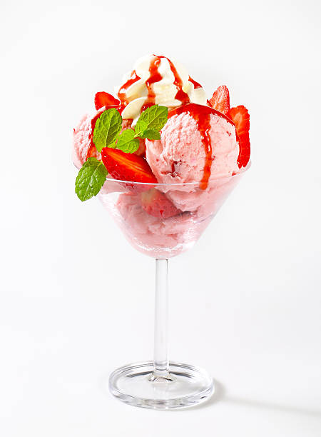 istock Strawberry ice cream sundae 481843272