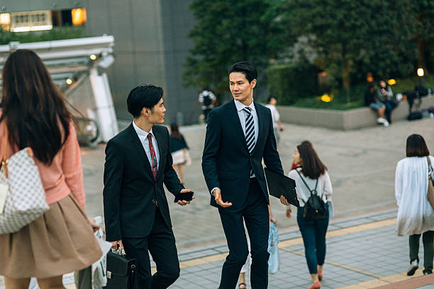 istock Japanese outdoors business meeting 481860646
