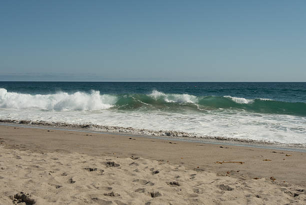istock Pacific shoreline in Malibu, California 481860668