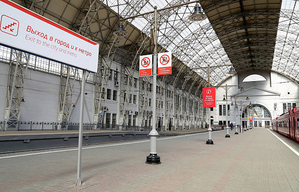 istock Kiyevskaya railway station  -- Moscow, Russia 481865968