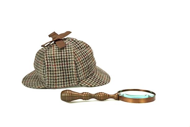 istock Deerstalker Cap And Vintage Magnifying Glass Isolated 481874006