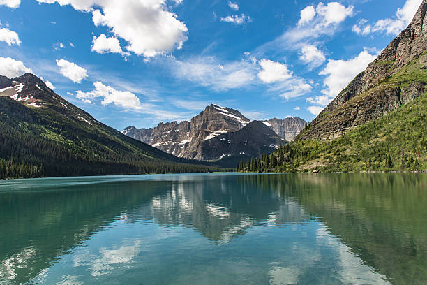istock Beautiful view of Josephine lake 481894702
