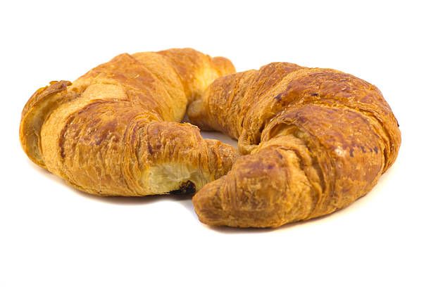istock food croissant 481907942