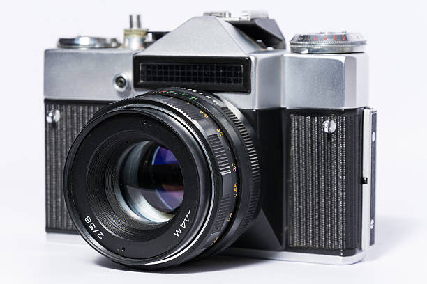 istock Old Fashioned Vintage 35mm Film Camera With White Background. 481912592