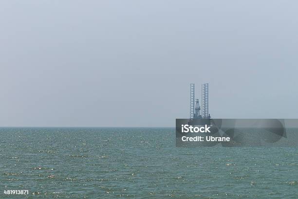 Piattaforme Offshore Oil Rig - Fotografie stock e altre immagini di Piattaforma offshore - Piattaforma offshore, Piattaforma di perforazione, Malaysia