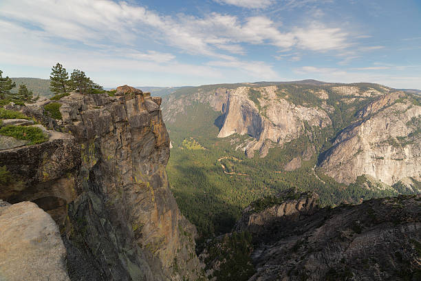 istock Taft Point, Yosemite National Park, Califormia 481957546